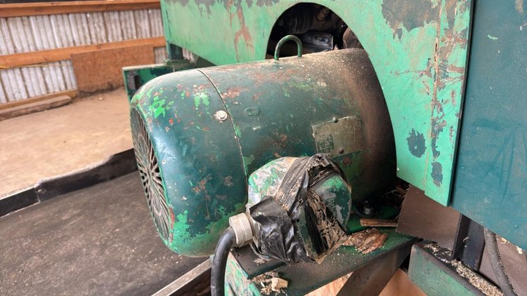 Pendu Slab Edger - County Line Wood Processing