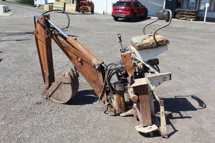 Quick?Attach Backhoe Attachment