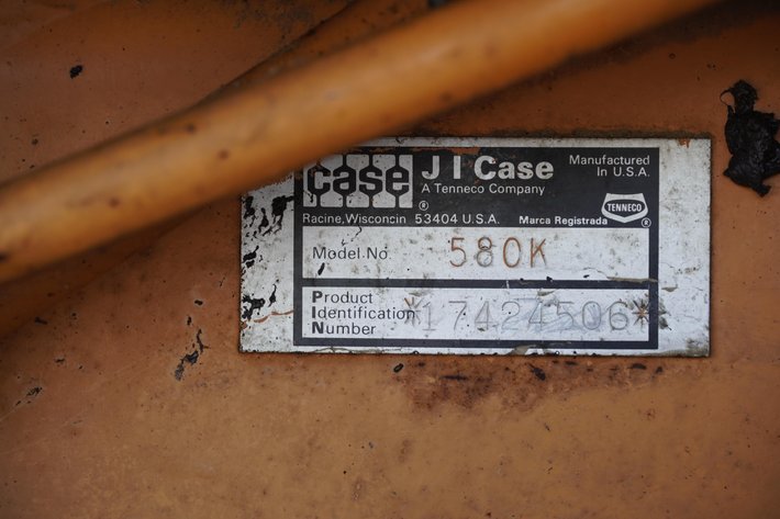 1986 Case 580K Backhoe