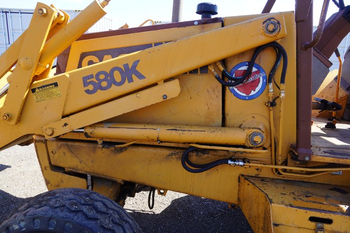 1986 Case 580K Backhoe