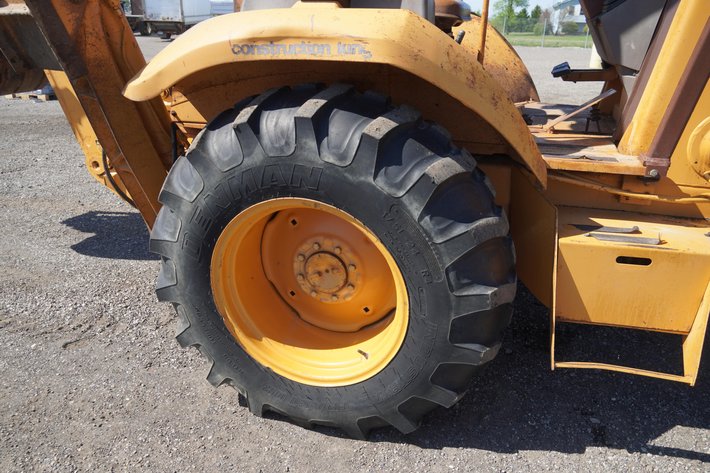 1986 Case 580K Backhoe