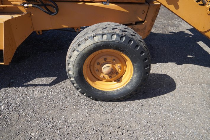 1986 Case 580K Backhoe