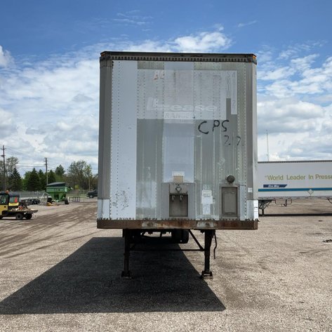 Strick Dry Van Trailer