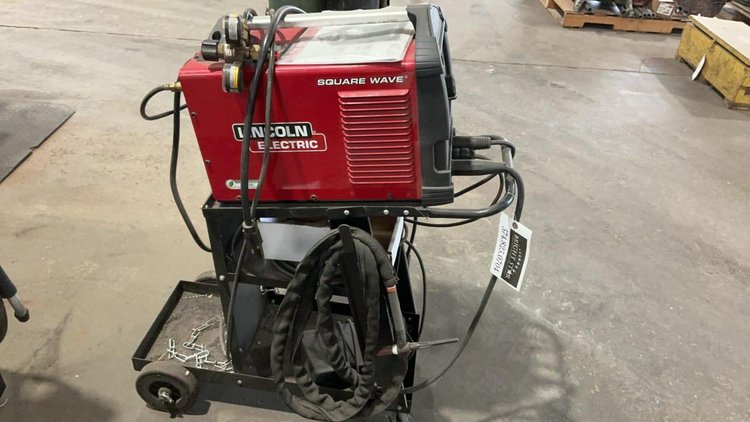 Lincoln TIG 200 Square Wave Welder