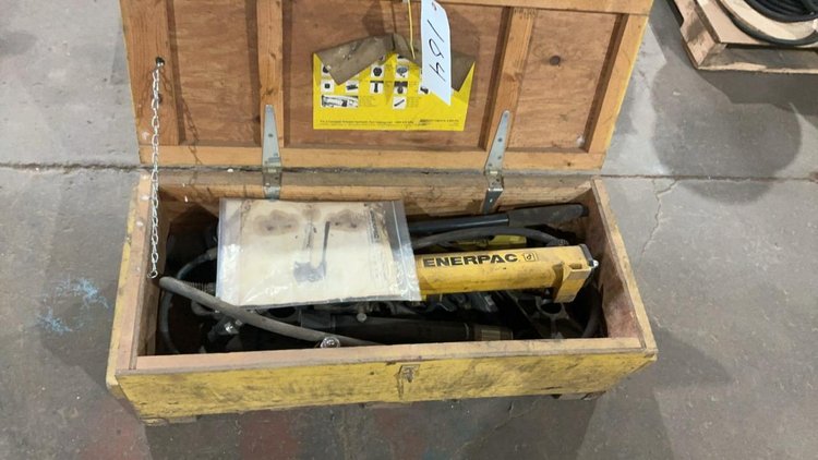 Enerpac  P-392 Hydraulic Ram