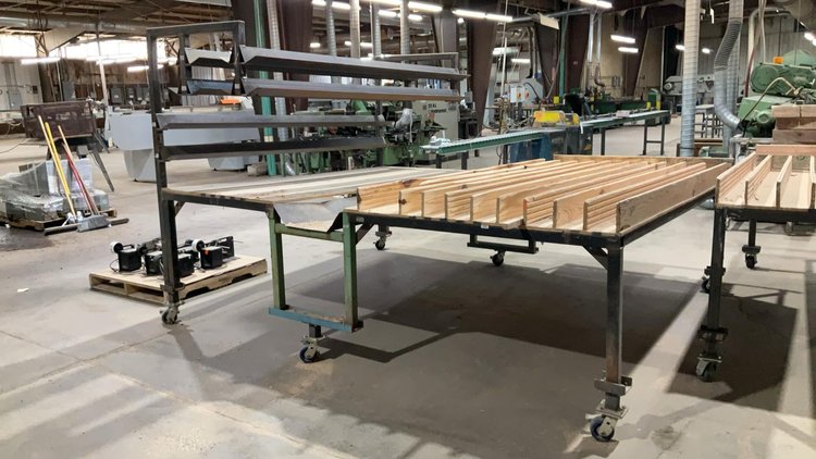 Molder Outfeed Sorting Table