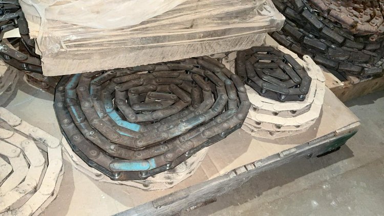 Deck Chains