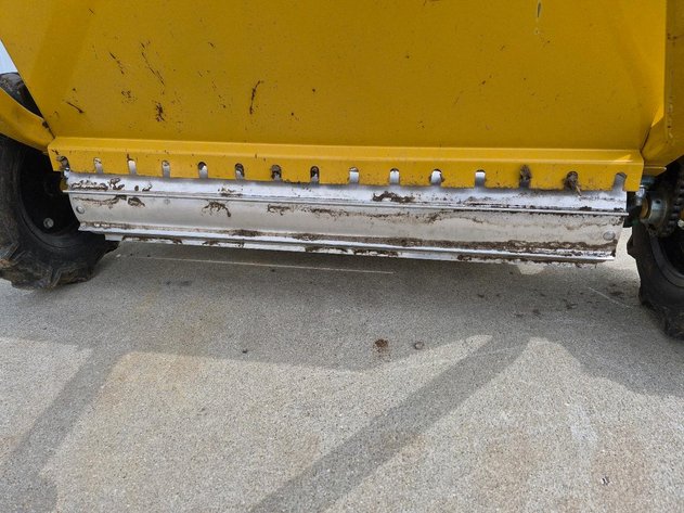 Compact Pull Behind Manure Spreader