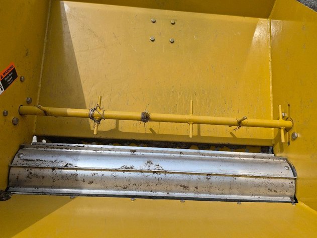 Compact Pull Behind Manure Spreader