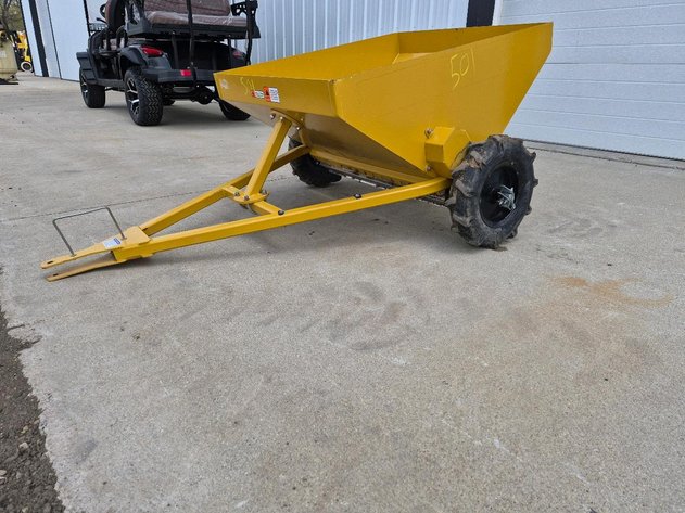 Compact Pull Behind Manure Spreader