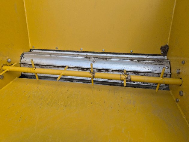 Compact Pull Behind Manure Spreader