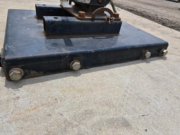Fifth Wheel Hitch