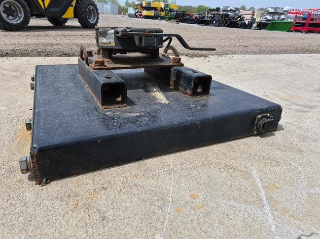 Fifth Wheel Hitch
