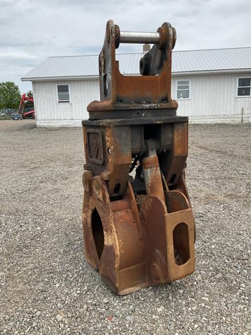 Pemberton Grapple*