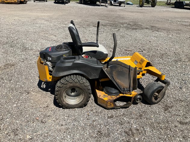 Hustler Raptor SD Zero-Turn Mower*