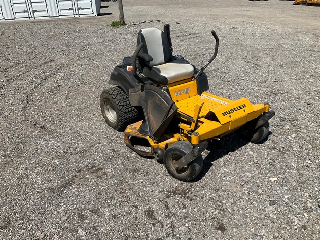 Hustler Raptor SD Zero-Turn Mower*