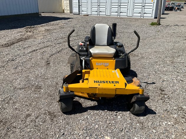 Hustler Raptor SD Zero-Turn Mower*