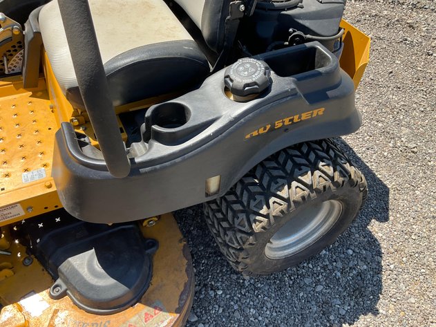Hustler Raptor SD Zero-Turn Mower*