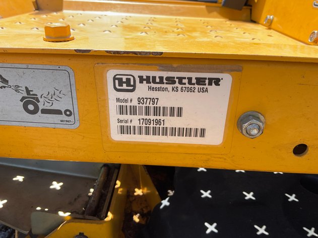 Hustler Raptor SD Zero-Turn Mower*