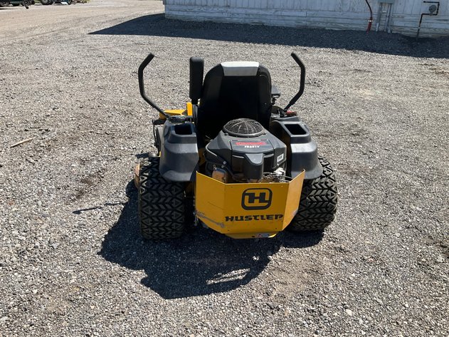 Hustler Raptor SD Zero-Turn Mower*