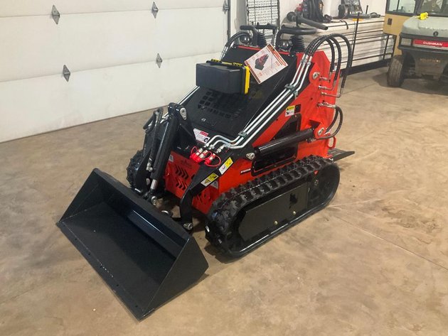 Unused Landhero Mini Skid Steer Loader