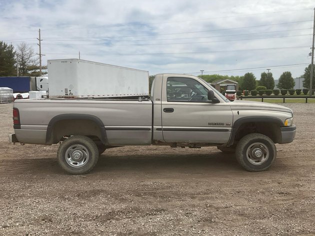 1999 Dodge 2500 Pickup