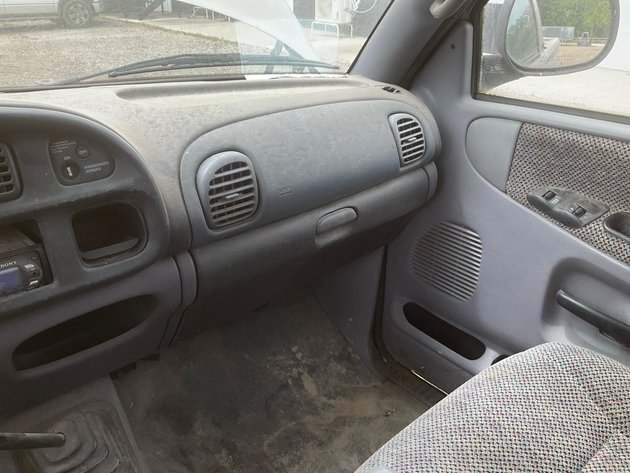 1999 Dodge 2500 Pickup