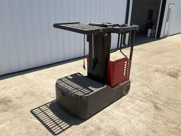 Electric Order Picker