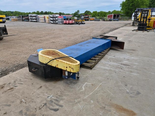 13' Material Elevator