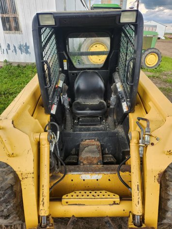 2000 John Deere 260 Skid Steer