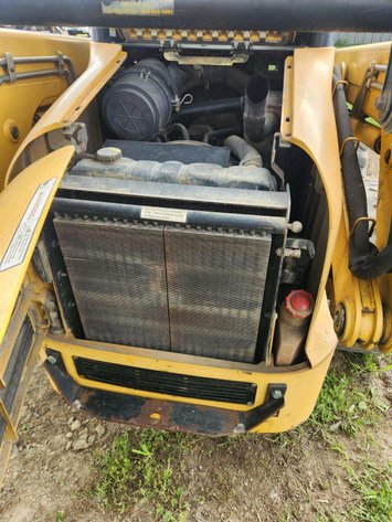 2000 John Deere 260 Skid Steer