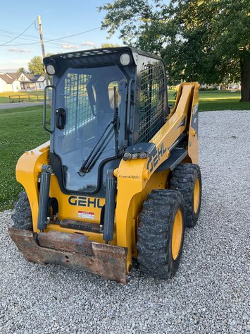 2018 Gehl R165 Skid Steer