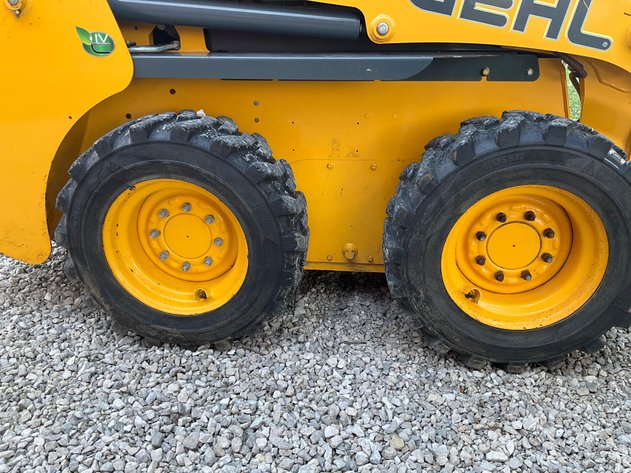 2018 Gehl R165 Skid Steer