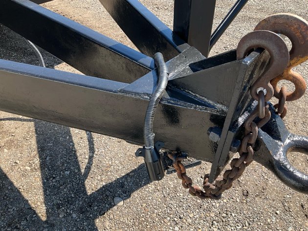Deckover Equipment Trailer
