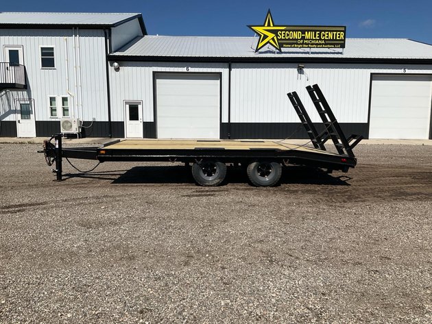 Deckover Equipment Trailer