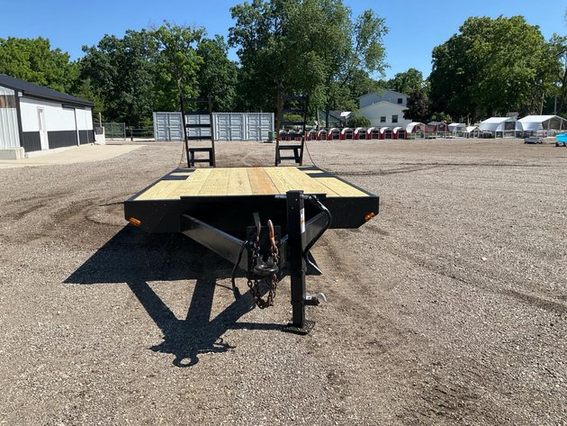 Deckover Equipment Trailer