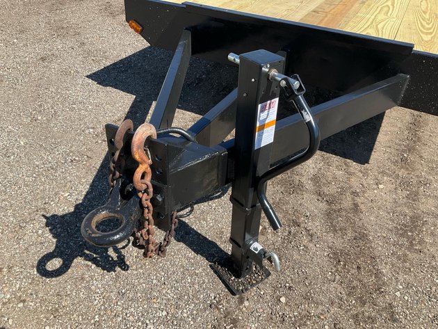 Deckover Equipment Trailer