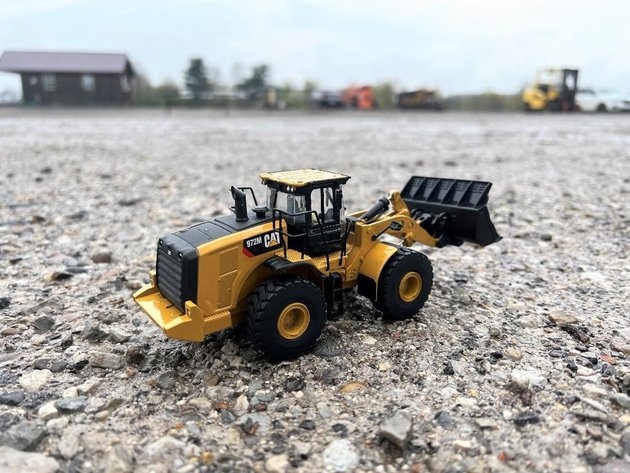 CAT 950M Wheel Loader 1:50 Scale Replica- Die Cast Metal