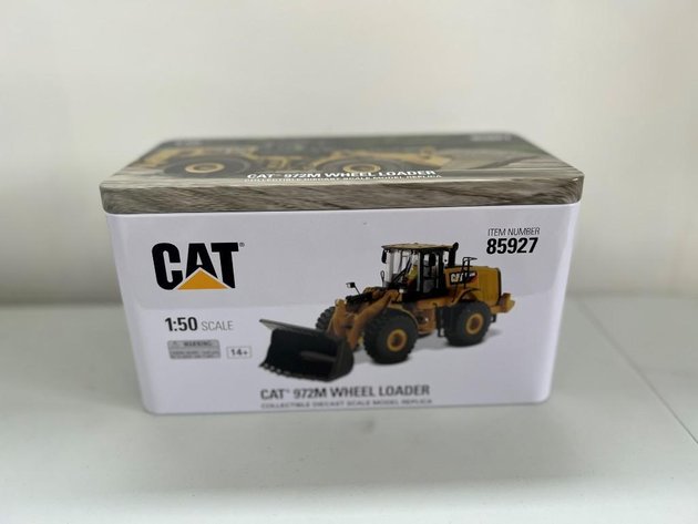 CAT 950M Wheel Loader 1:50 Scale Replica- Die Cast Metal