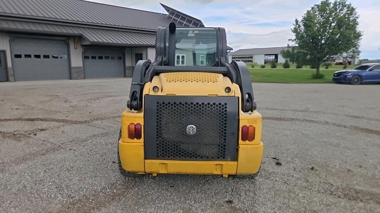 2012 New Holland L220 Skid Steer