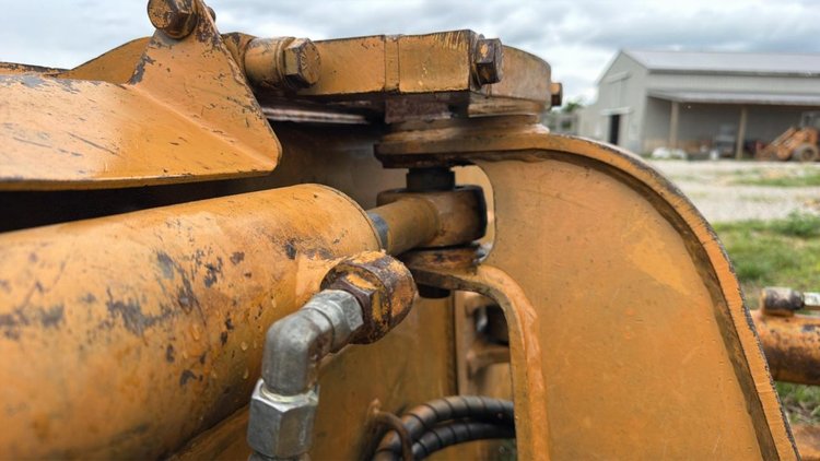 1999 Case 650G Dozer