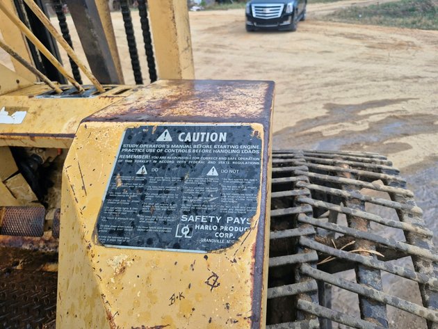 Massey Ferguson Rough Terrain Forklift