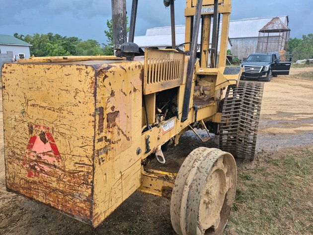 Massey Ferguson Rough Terrain Forklift