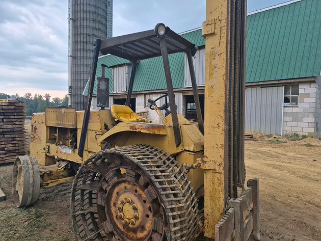 Massey Ferguson Rough Terrain Forklift