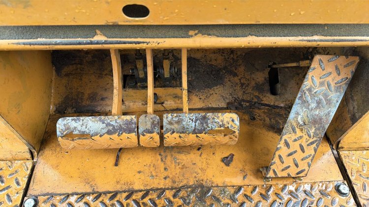 1999 Case 650G Dozer