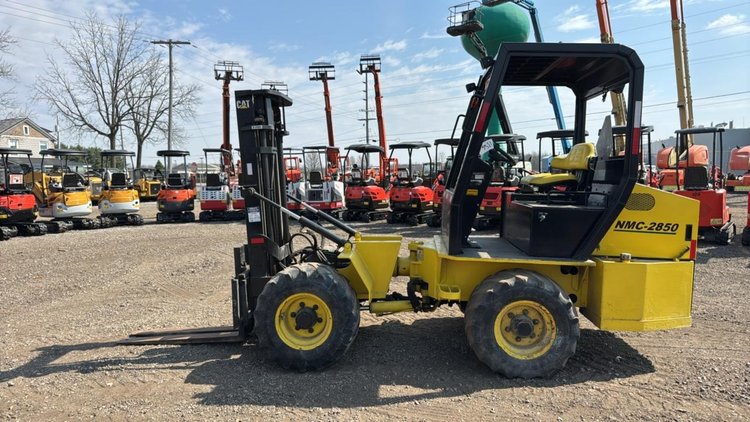 2018 NMC-2850 Articulating Forklift