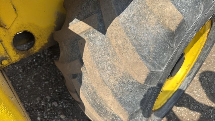 2018 NMC-2850 Articulating Forklift