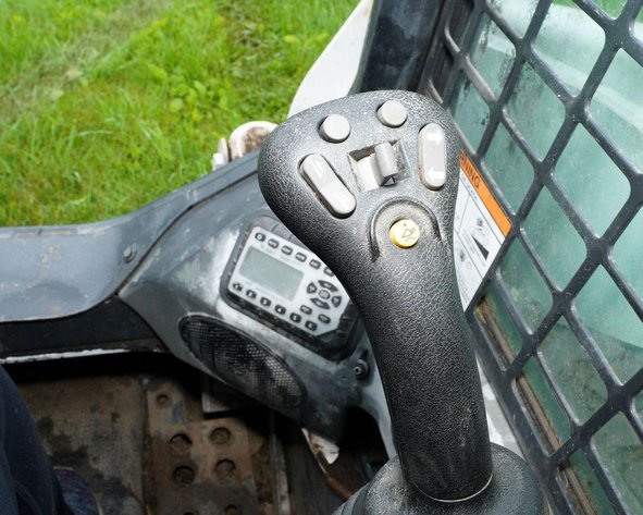 2015 Bobcat S650 Skid Steer