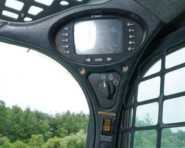 2015 Bobcat S650 Skid Steer