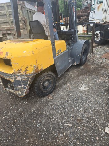 TCM FD45T2 Forklift
